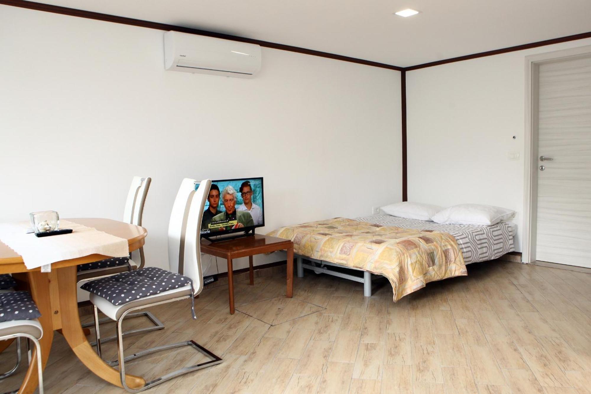 Apartments Nadia Portoroz Nk Rum bild