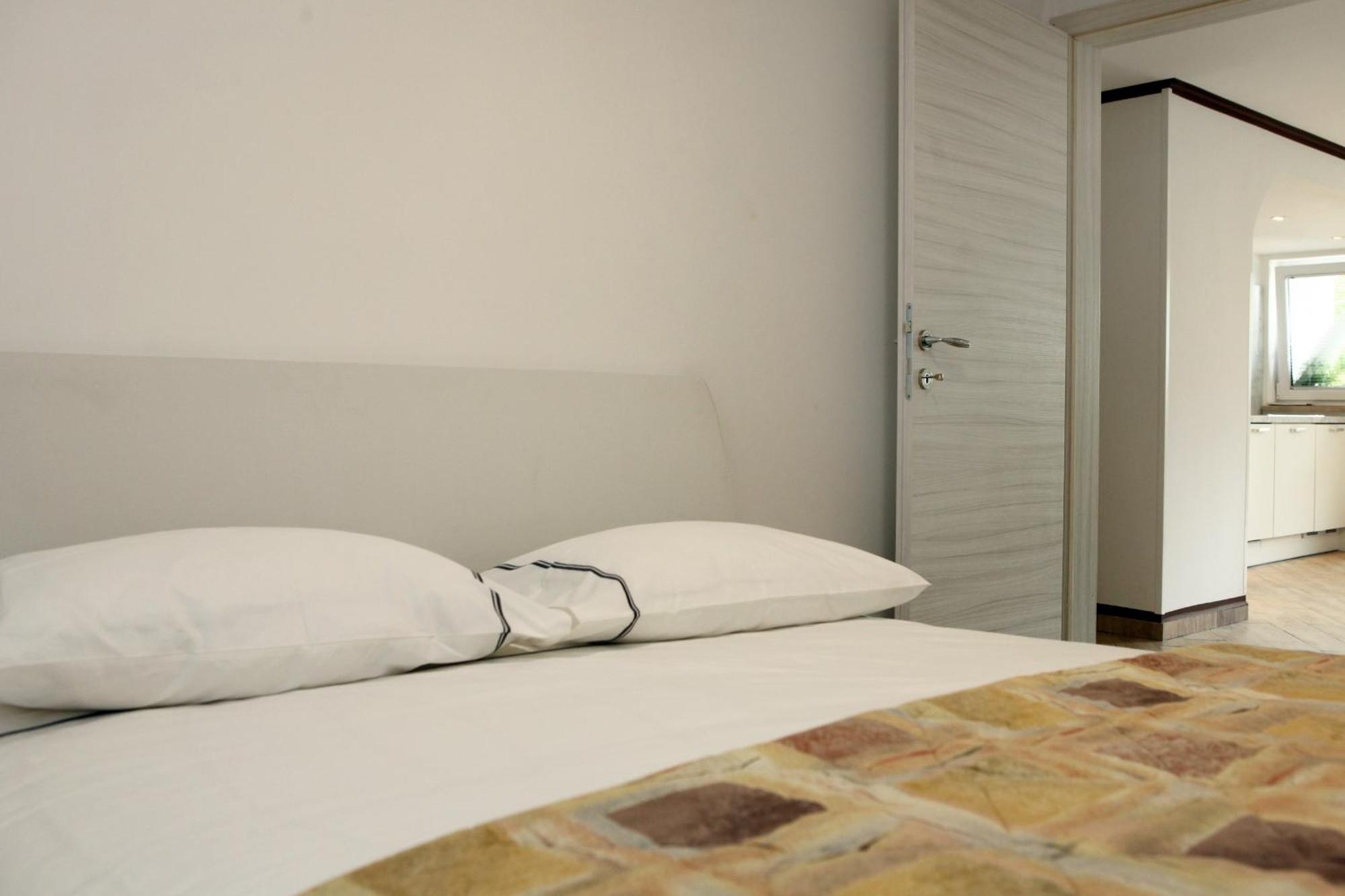 Apartments Nadia Portoroz Nk Rum bild