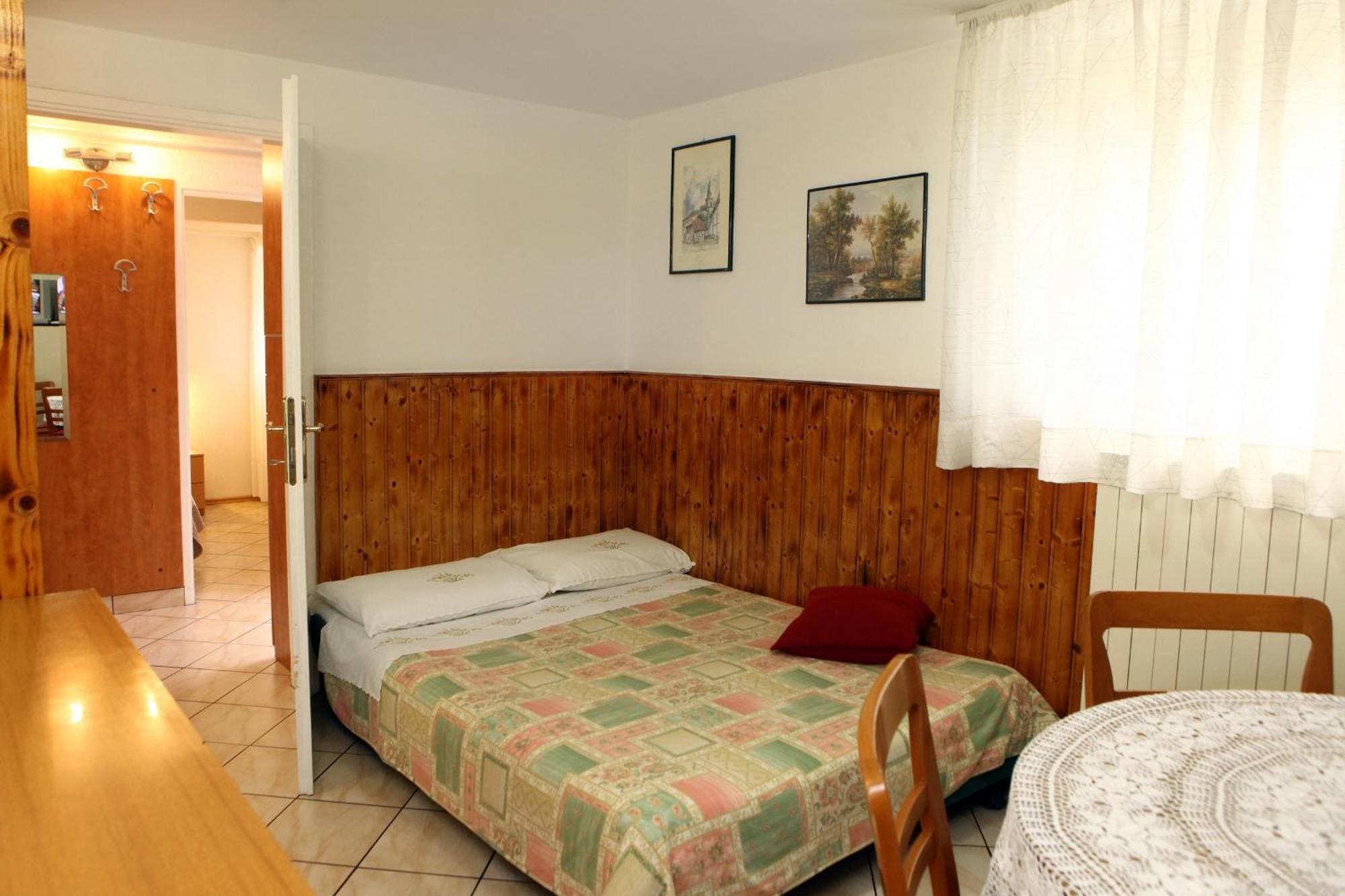 Apartments Nadia Portoroz Nk Rum bild